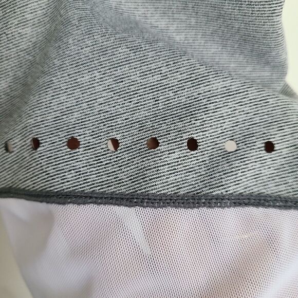 Nanette Lepore Pull-On Gray & White Capri Leggings - Picture 8 of 9